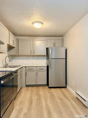 801 Pleasant Valley Condo Road South Windsor CT 06074
