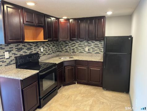 32 Cook Avenue Meriden CT 06451