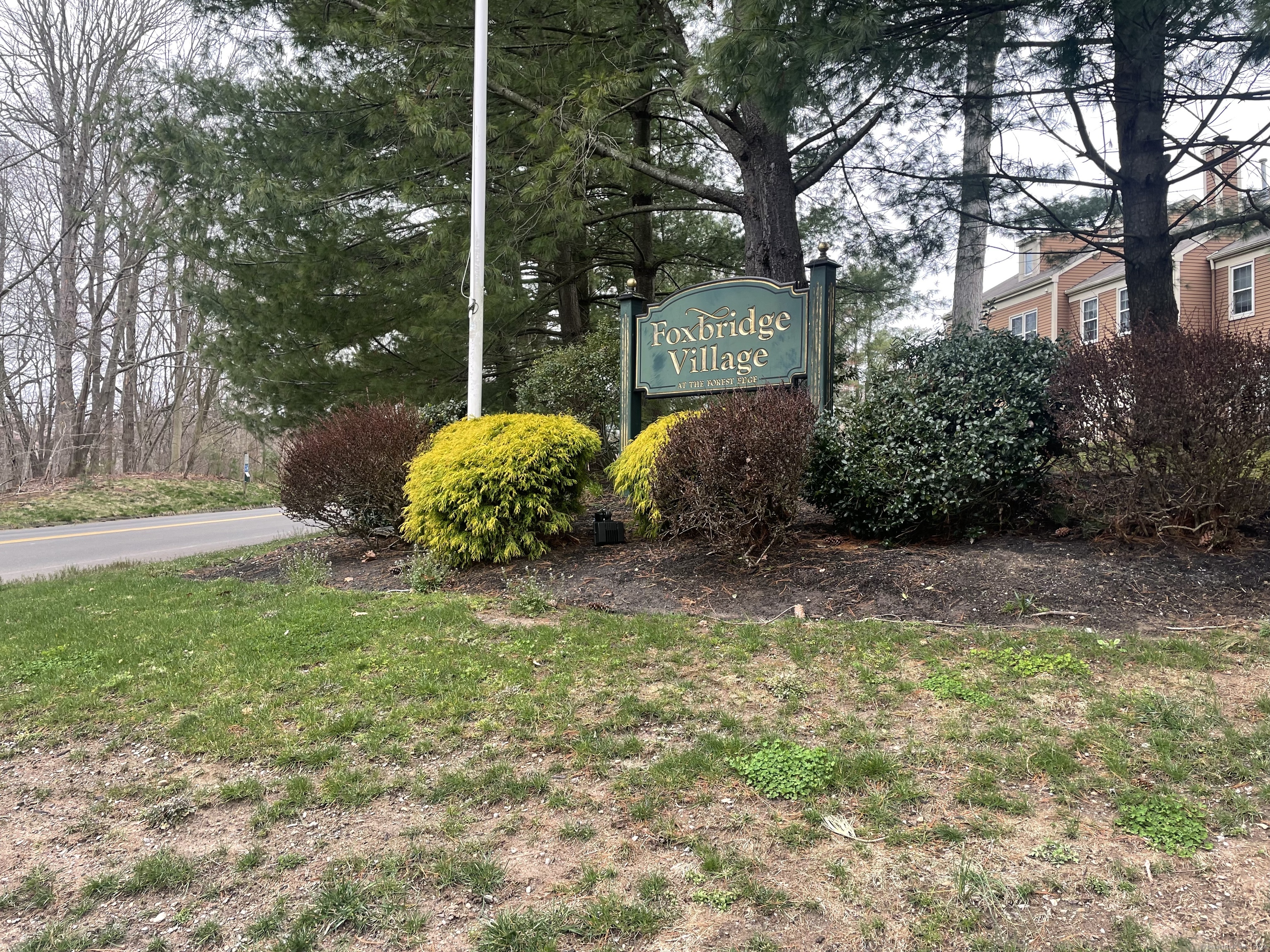 173 Foxbridge Village Branford CT 06405
