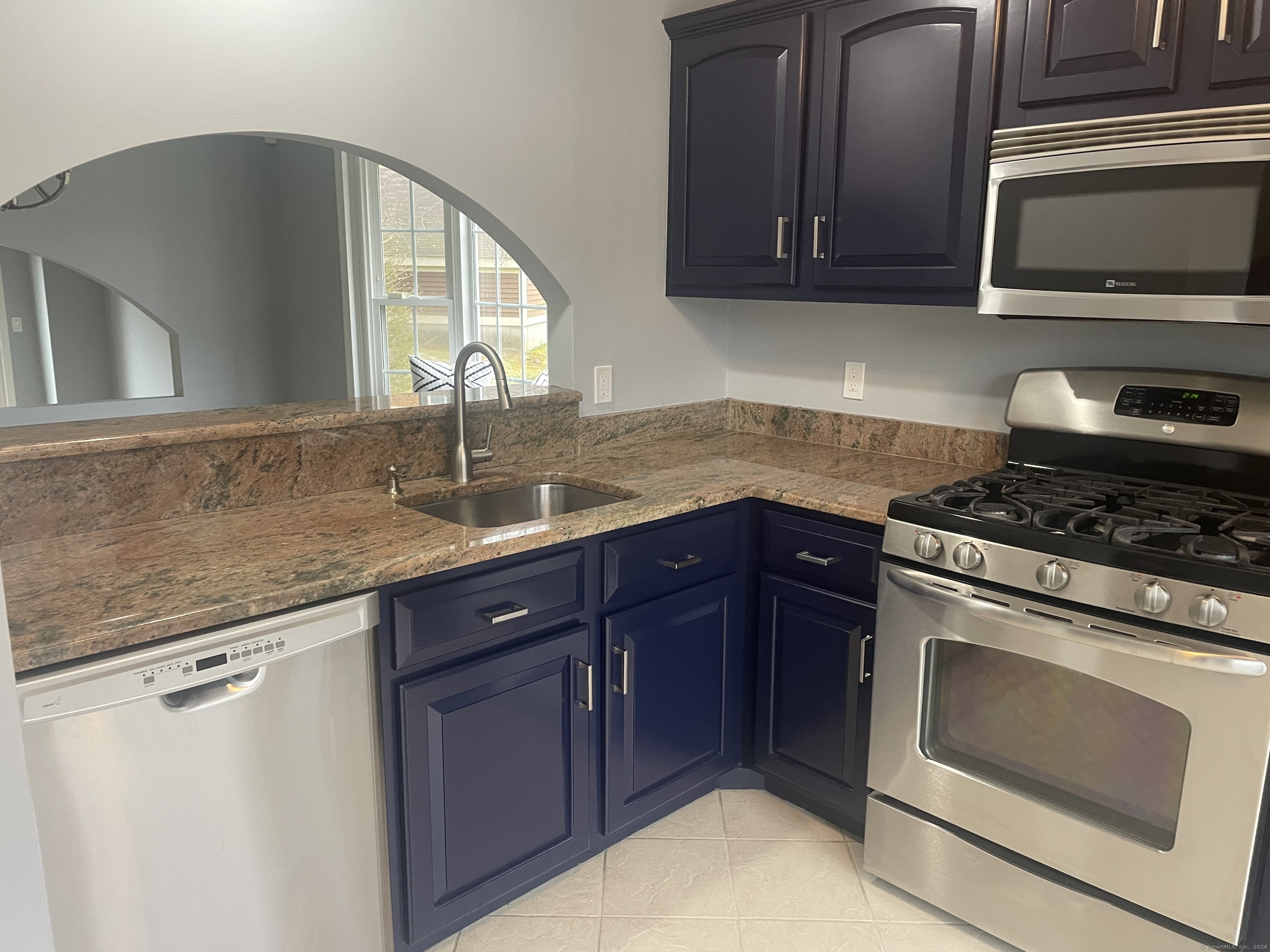 173 Foxbridge Village Branford CT 06405