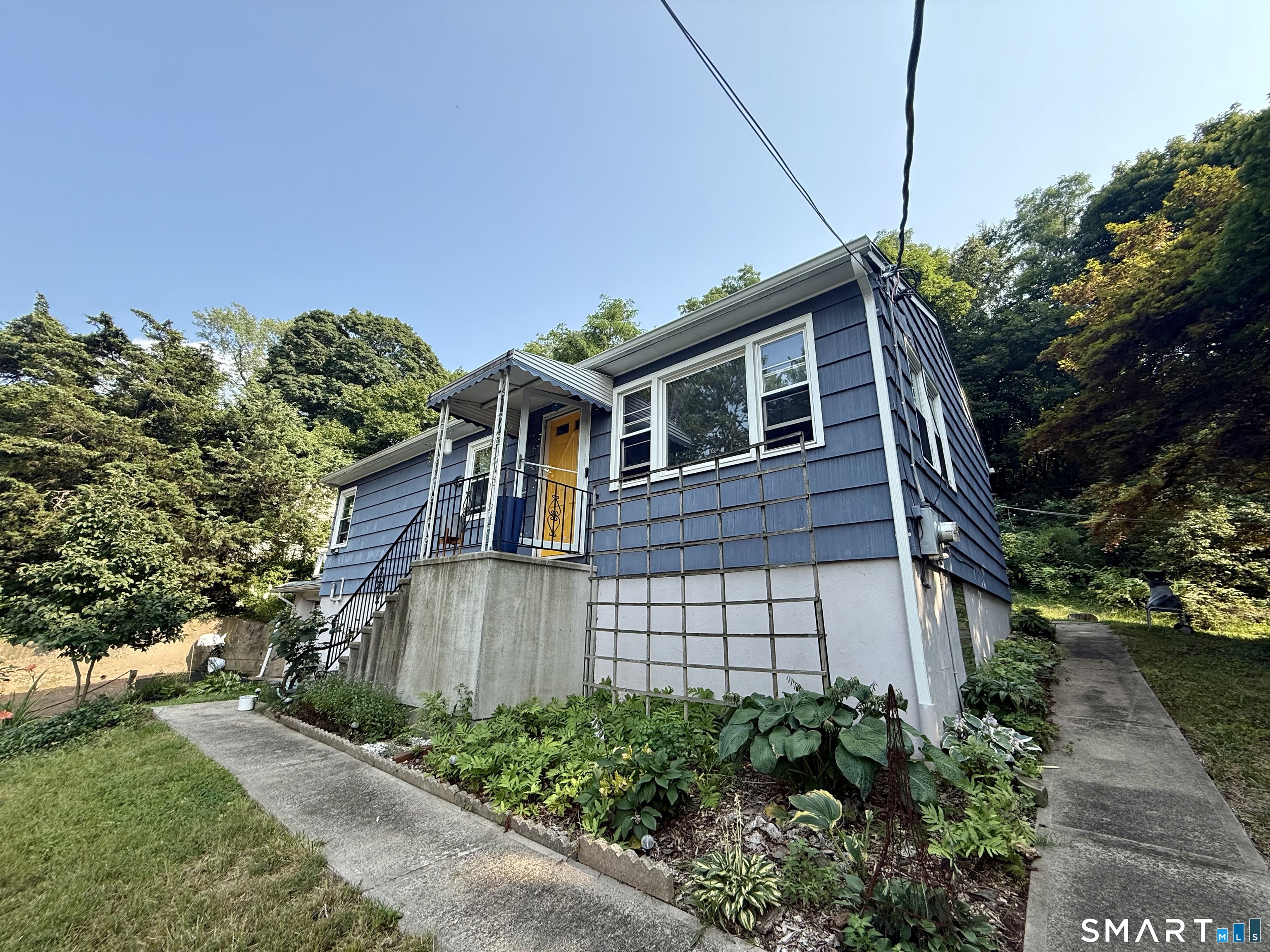 220 Foxon Hill Road New Haven CT 06513