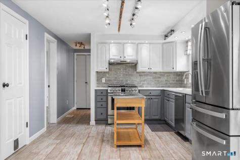 28 Stanwoll Hill Road Deep River CT 06417
