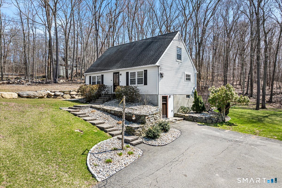 28 Stanwoll Hill Road Deep River CT 06417