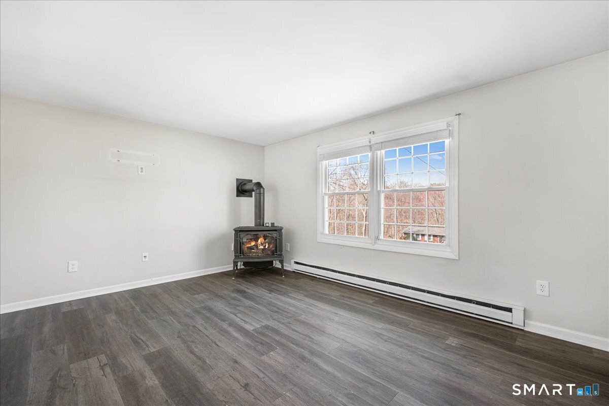 28 Stanwoll Hill Road Deep River CT 06417