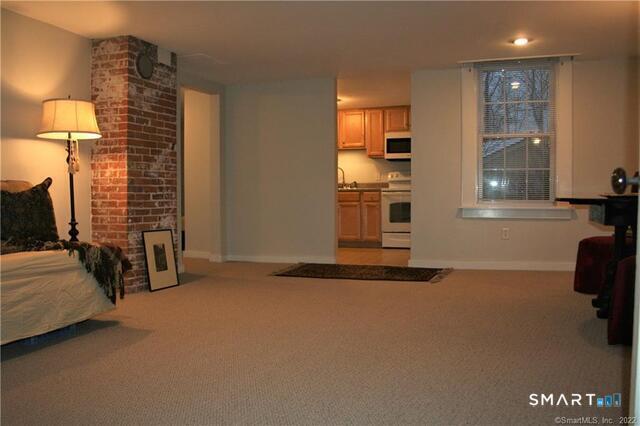Tolland CT 06084
