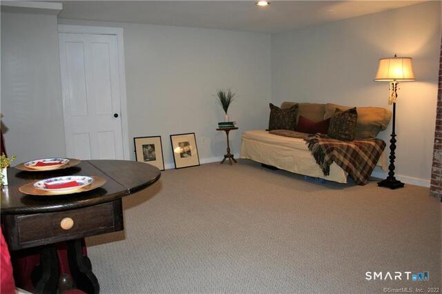 Tolland CT 06084