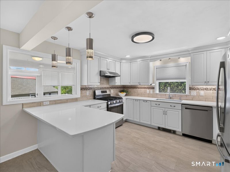 41 Island View Avenue Groton CT 06355