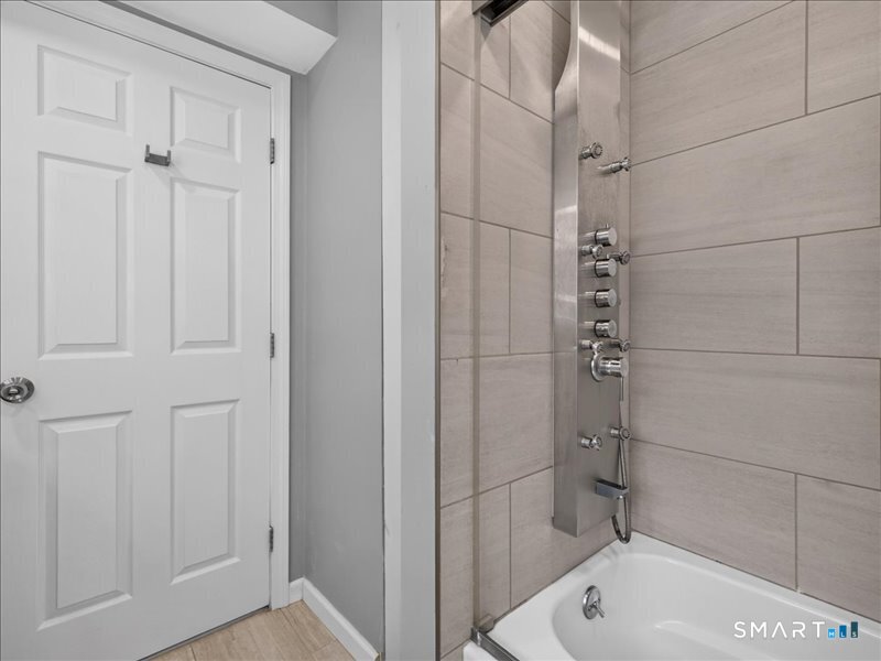 41 Island View Avenue Groton CT 06355