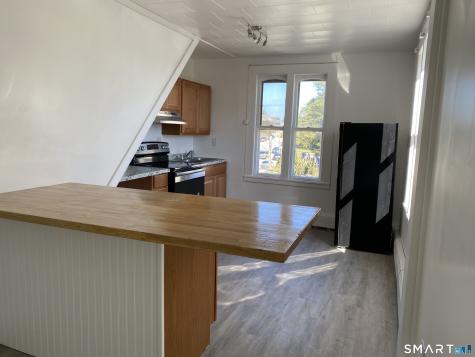 26 Prospect Street New London CT 06320