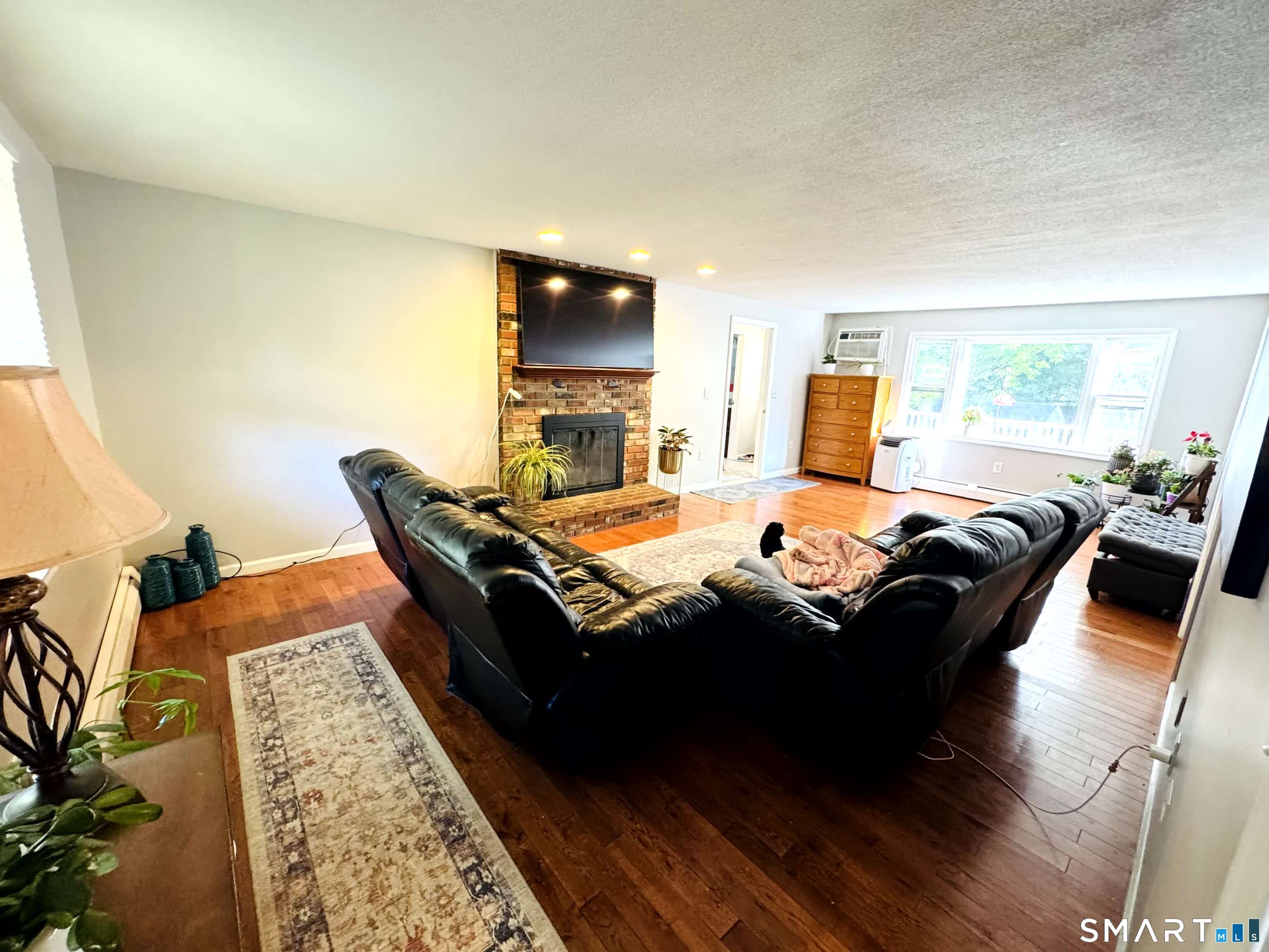 31 Juniper Lane South Windsor CT 06074