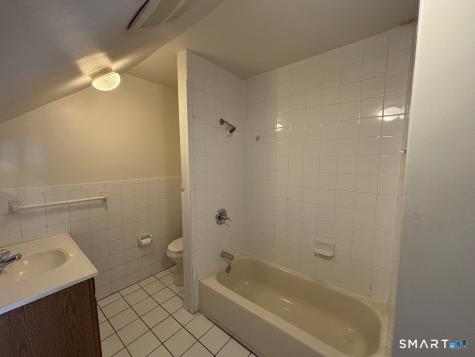 358 Park Avenue Bridgeport CT 06604