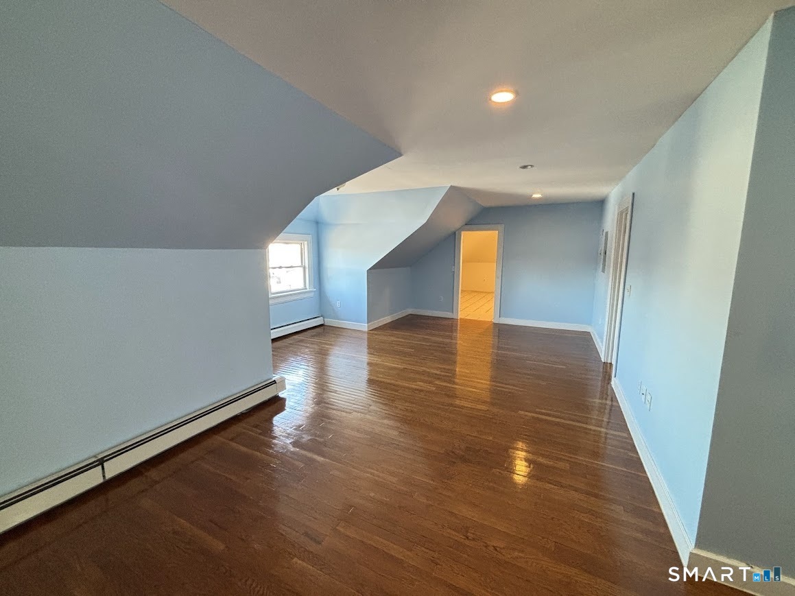 358 Park Avenue Bridgeport CT 06604