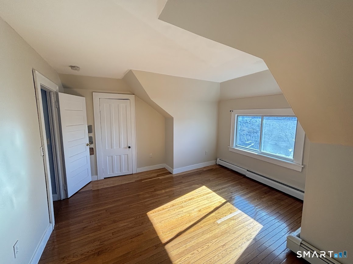 358 Park Avenue Bridgeport CT 06604