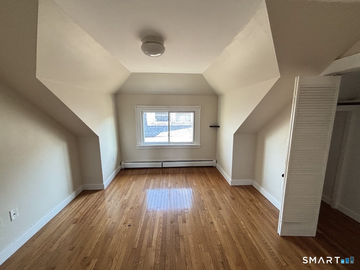 358 Park Avenue Bridgeport CT 06604