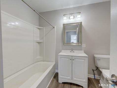 41 East High Street East Hampton CT 06424