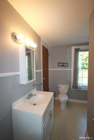 2505 East Main Street Waterbury CT 06705