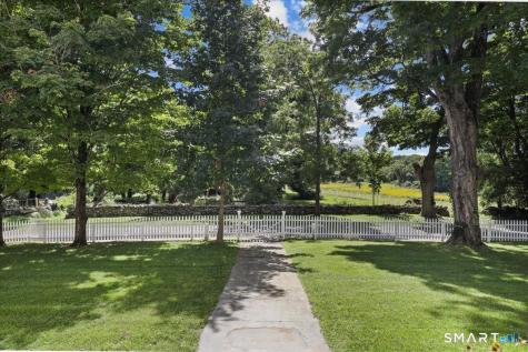 11 John Read Road Redding CT 06896