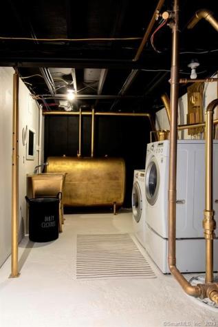 10 Sentry Hill Road Roxbury CT 06783