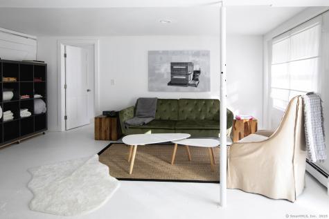 10 Sentry Hill Road Roxbury CT 06783