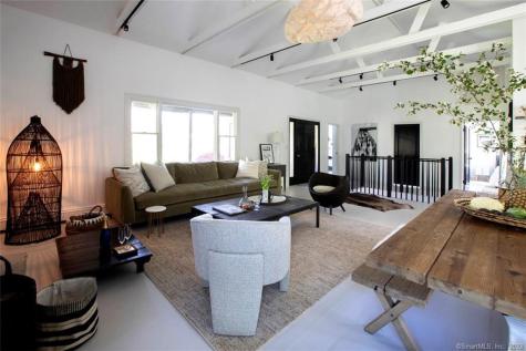 10 Sentry Hill Road Roxbury CT 06783