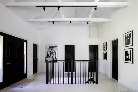 10 Sentry Hill Road Roxbury CT 06783