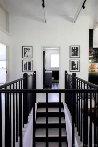 10 Sentry Hill Road Roxbury CT 06783