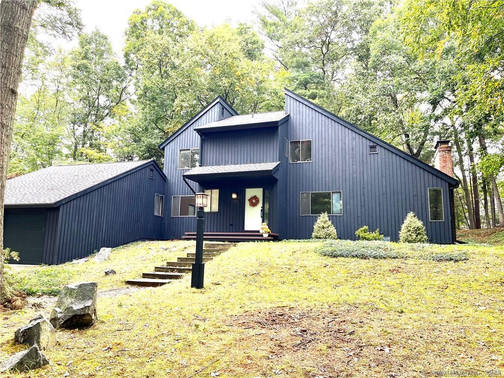 20 Burnham Hollow Road Avon CT 06001