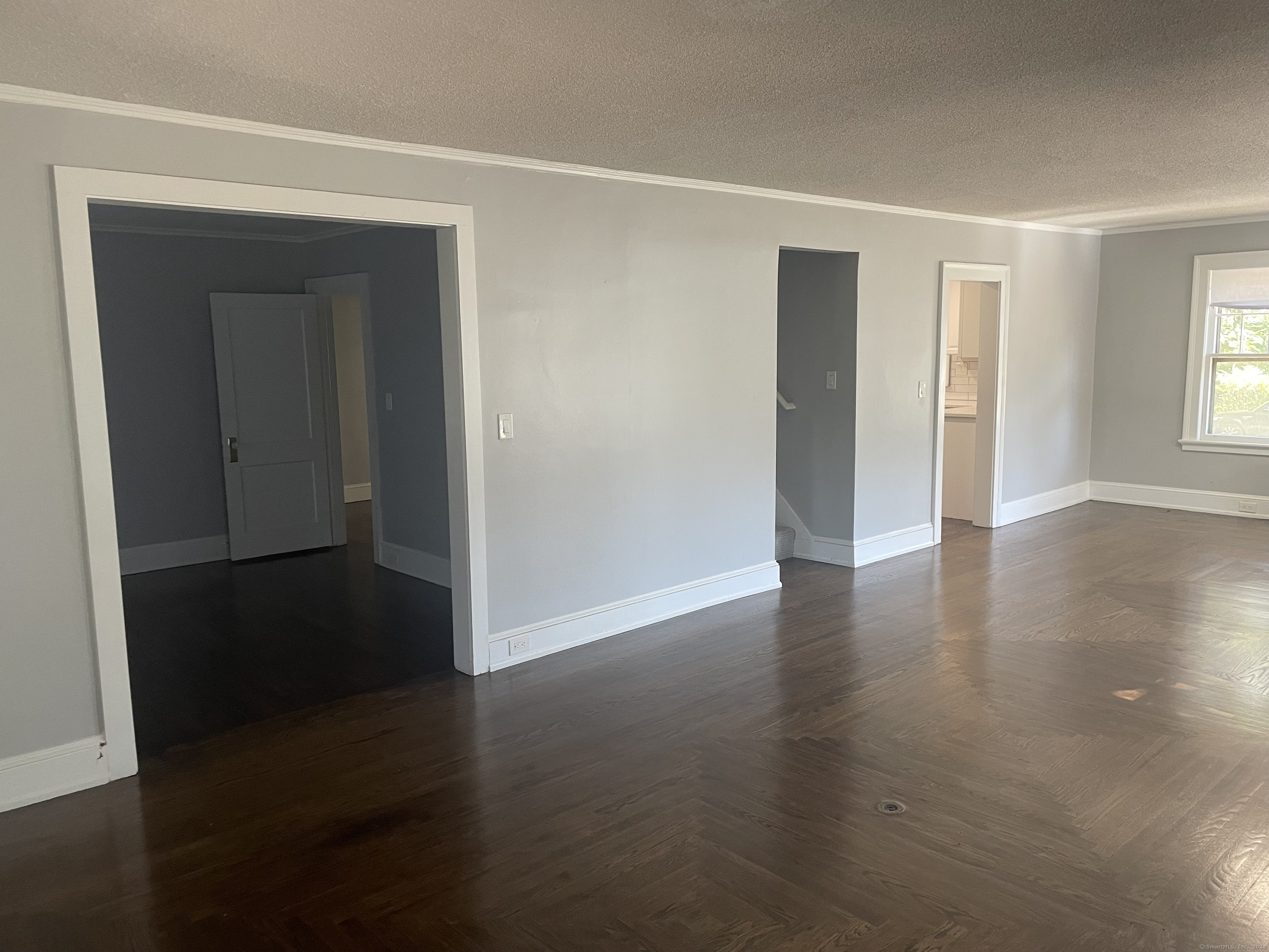 880 South Quaker Lane West Hartford CT 06110