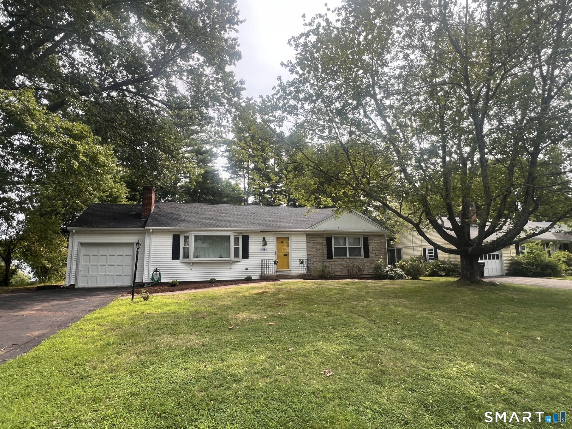 48 Meadow Farms Road West Hartford CT 06107