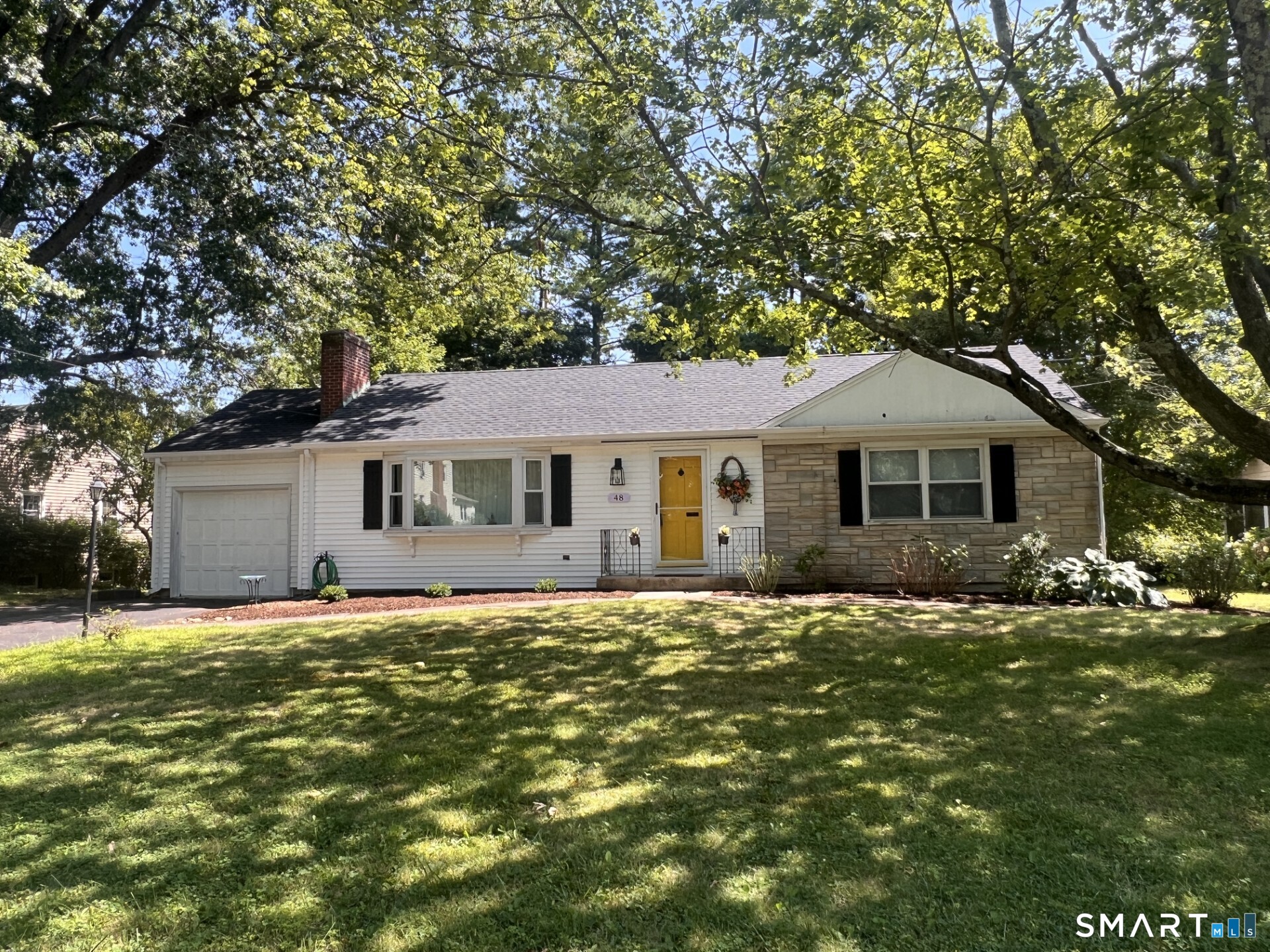48 Meadow Farms Road West Hartford CT 06107