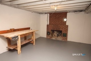 48 Meadow Farms Road West Hartford CT 06107
