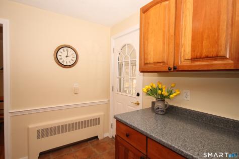 48 Meadow Farms Road West Hartford CT 06107