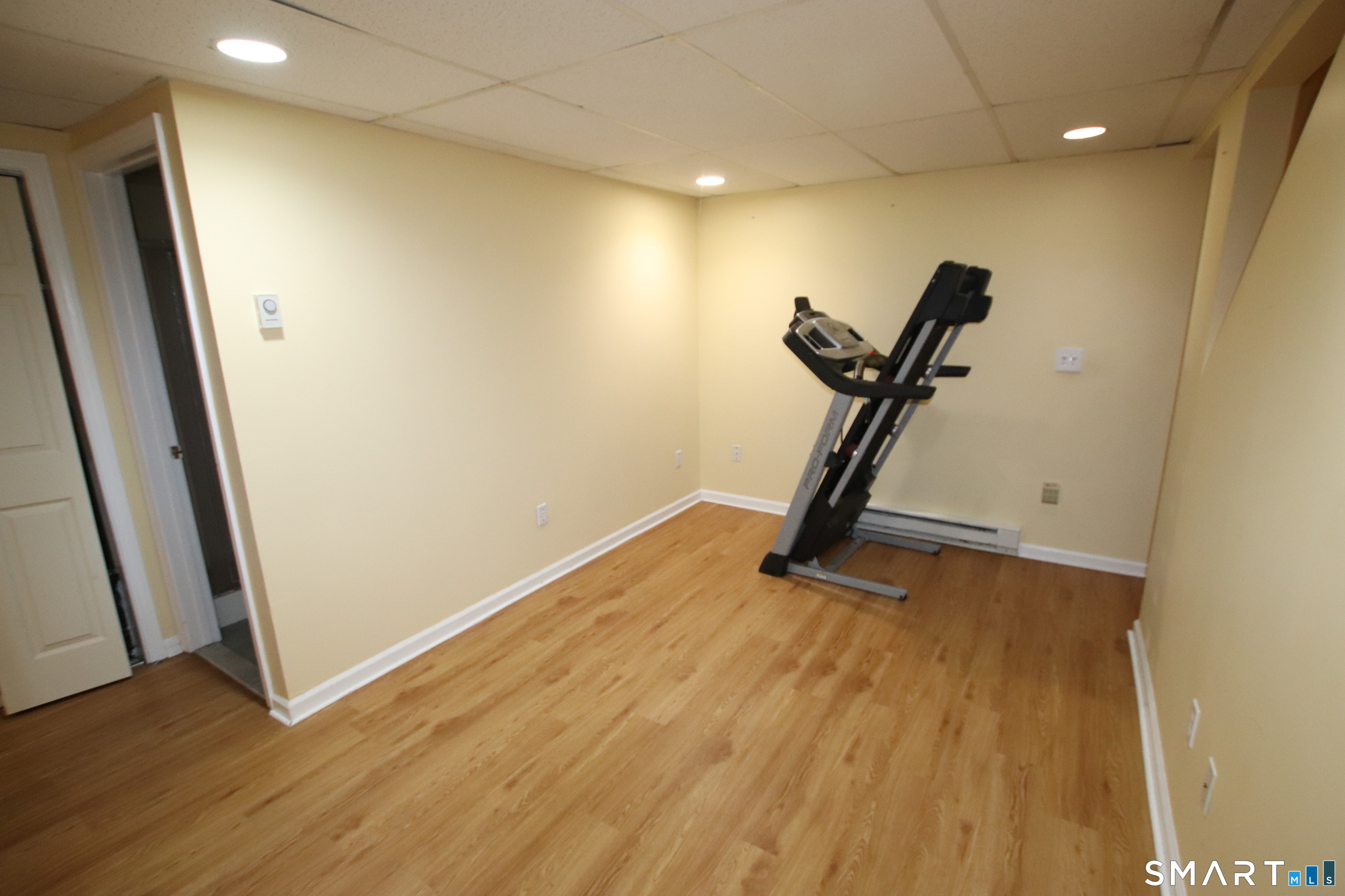 156 Conestoga Way Glastonbury CT 06033