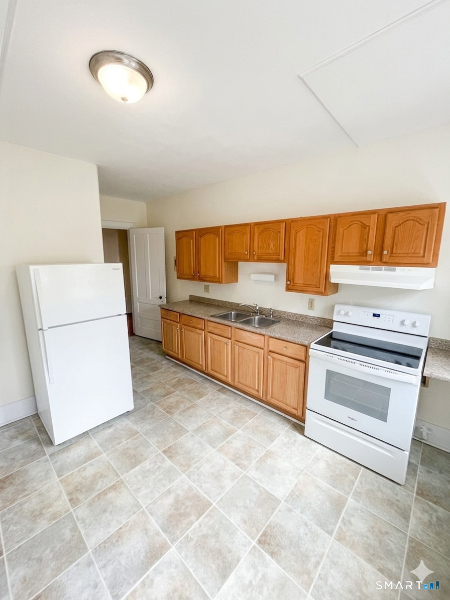 51 Broad Street Norwich CT 06360