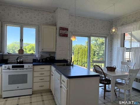18 Prospect Hill Road Branford CT 06405