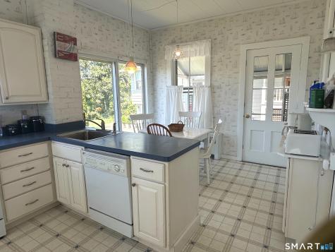 18 Prospect Hill Road Branford CT 06405