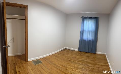28 Entrance Road Milford CT 06460