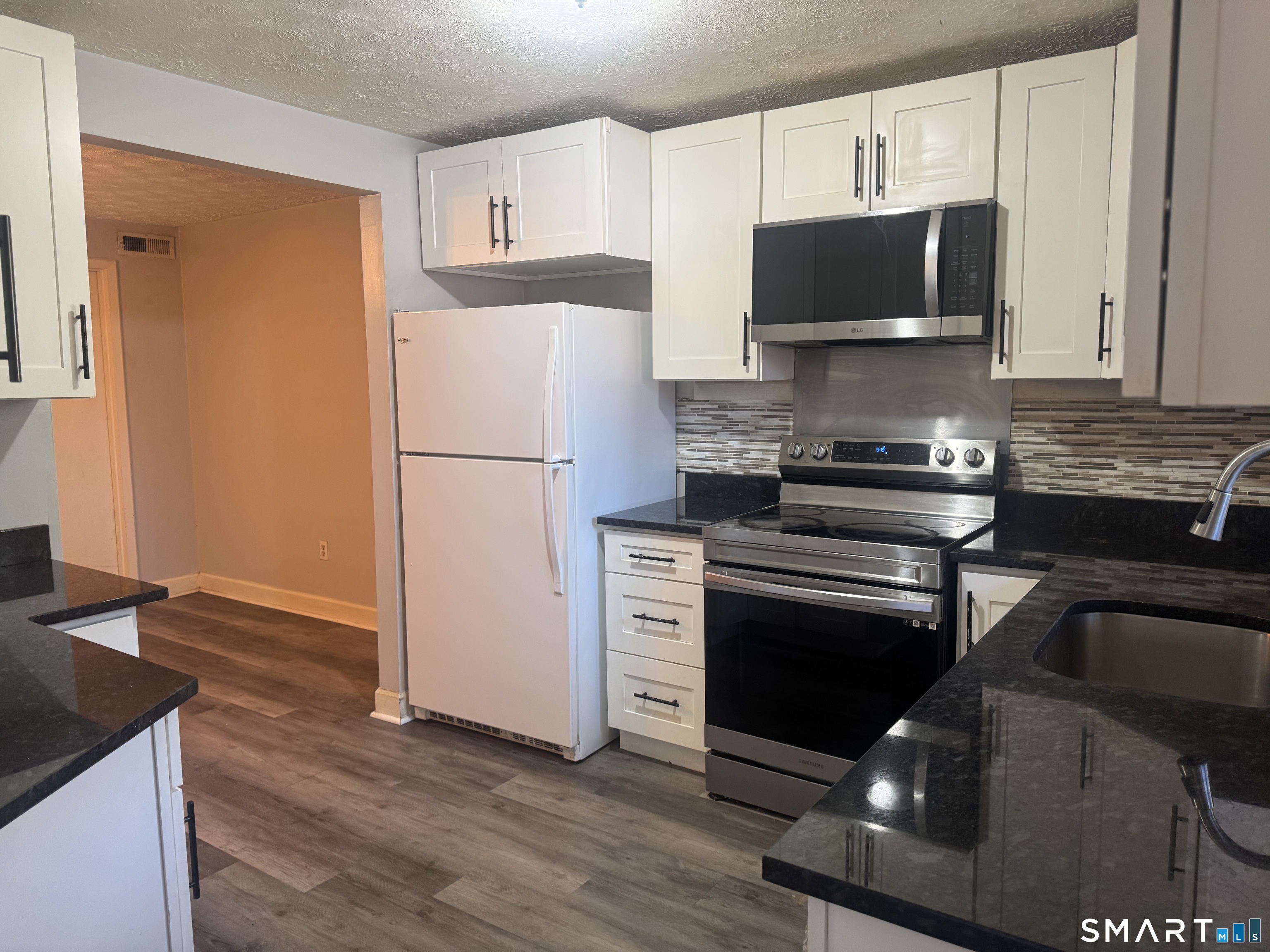3 Amato Drive South Windsor CT 06074