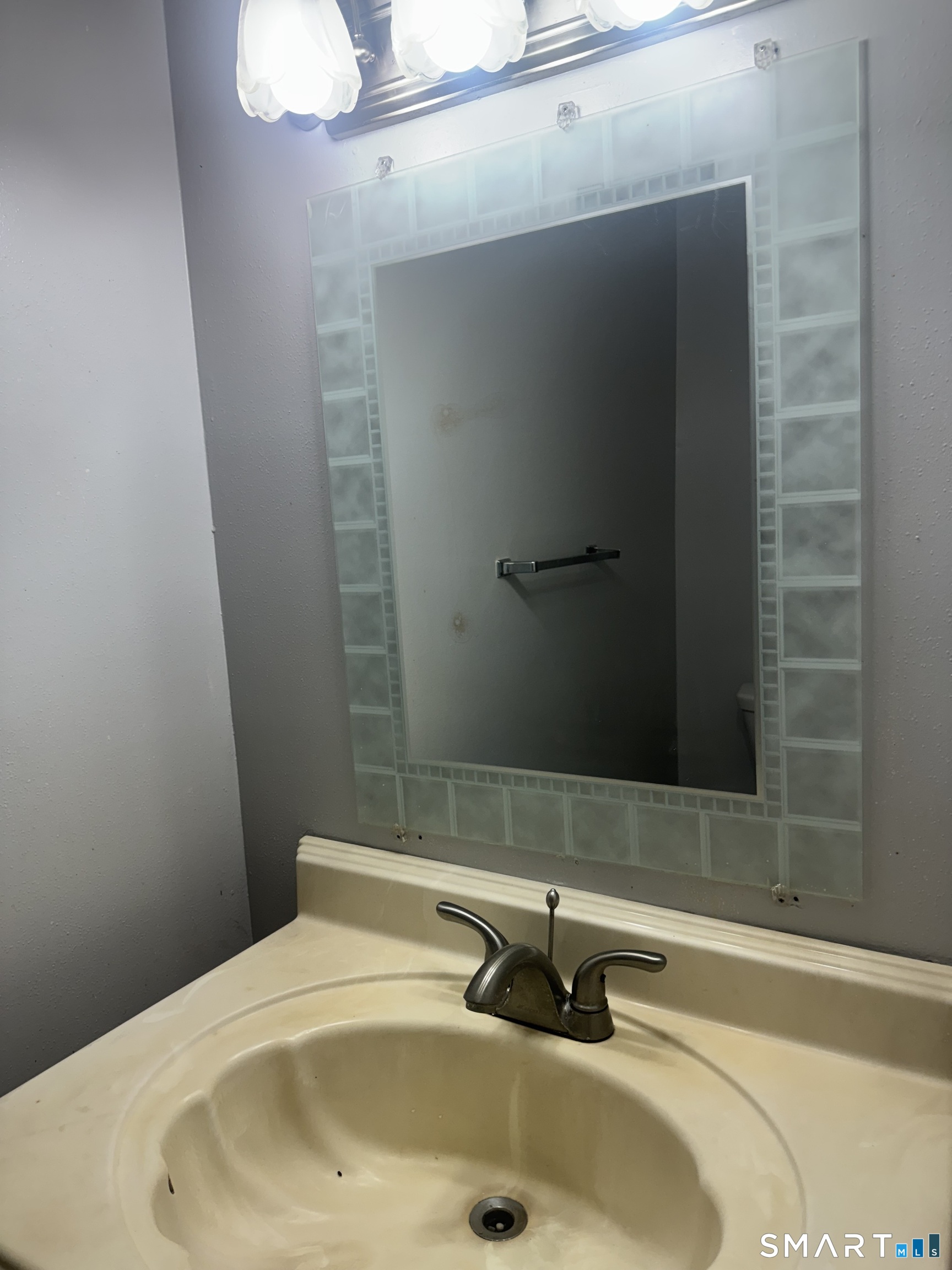 3 Amato Drive South Windsor CT 06074