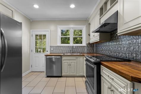 23 Frank Street Trumbull CT 06611