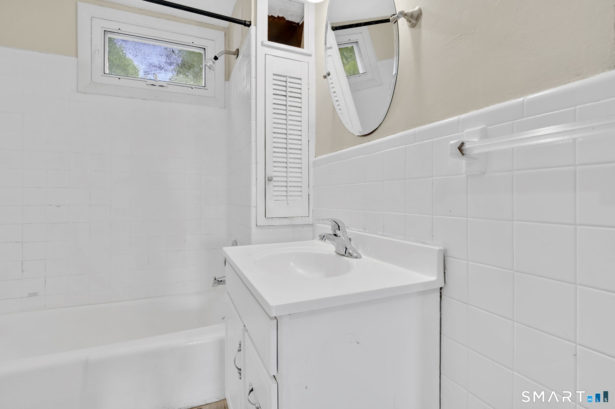 42 Hartford Avenue Enfield CT 06082