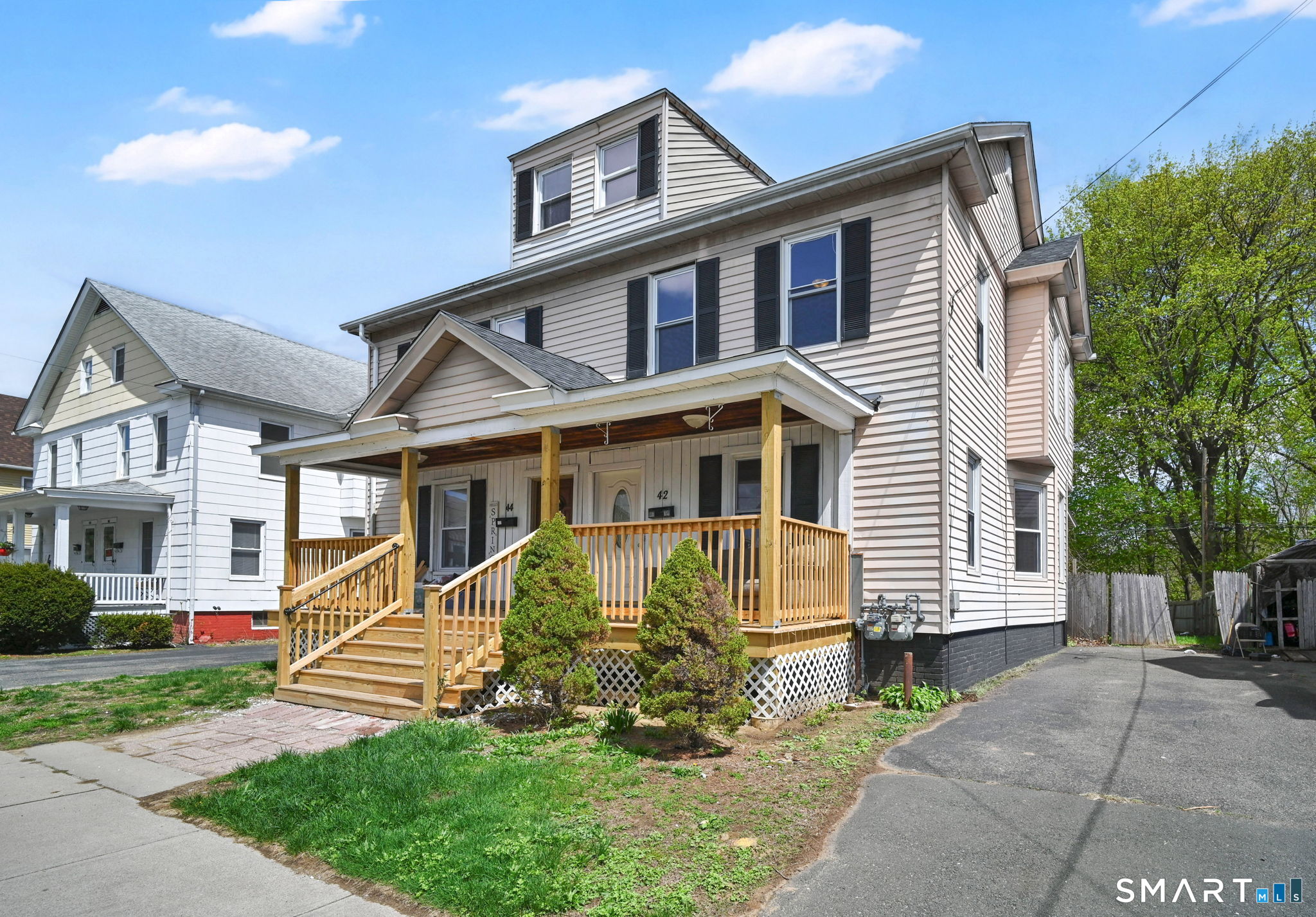 42 Hartford Avenue Enfield CT 06082