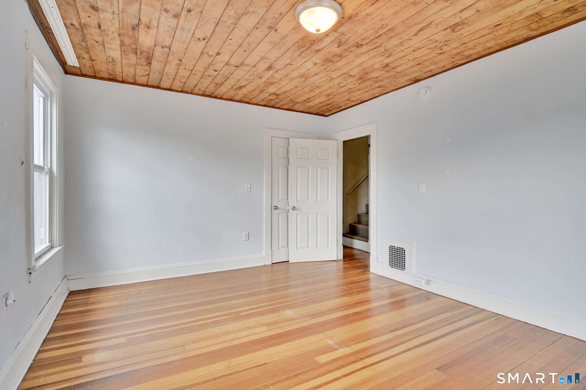 42 Hartford Avenue Enfield CT 06082