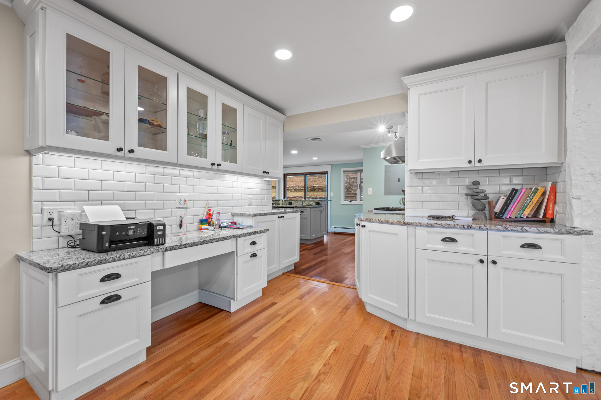 297 South Road Farmington CT 06032