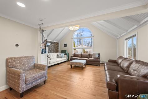 297 South Road Farmington CT 06032