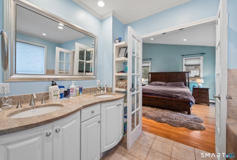 297 South Road Farmington CT 06032