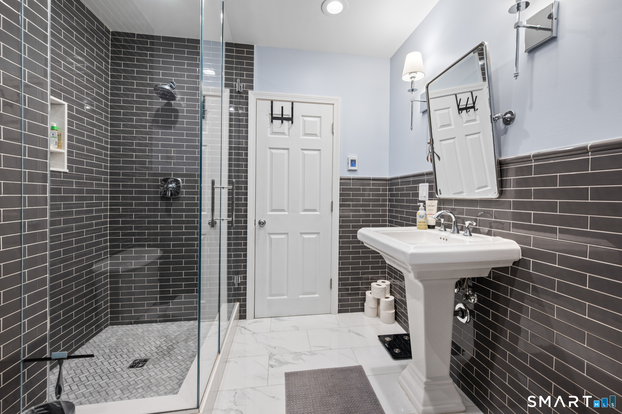 297 South Road Farmington CT 06032