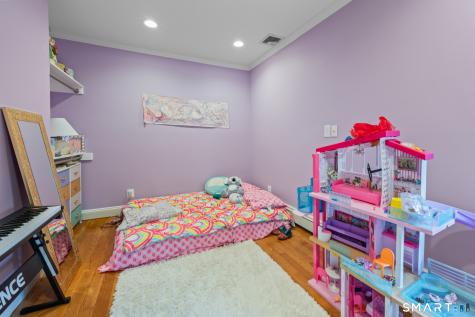 297 South Road Farmington CT 06032