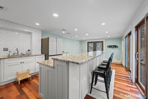 297 South Road Farmington CT 06032