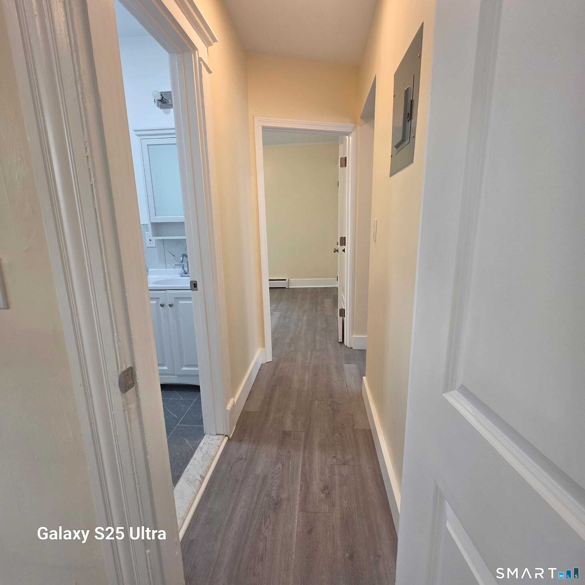 82 Bunker Hill Avenue Waterbury CT 06708